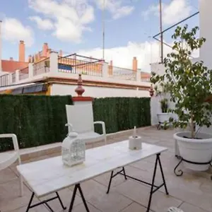 Castilla Triana Courtyard By Valcambre Apartamento Sevilla